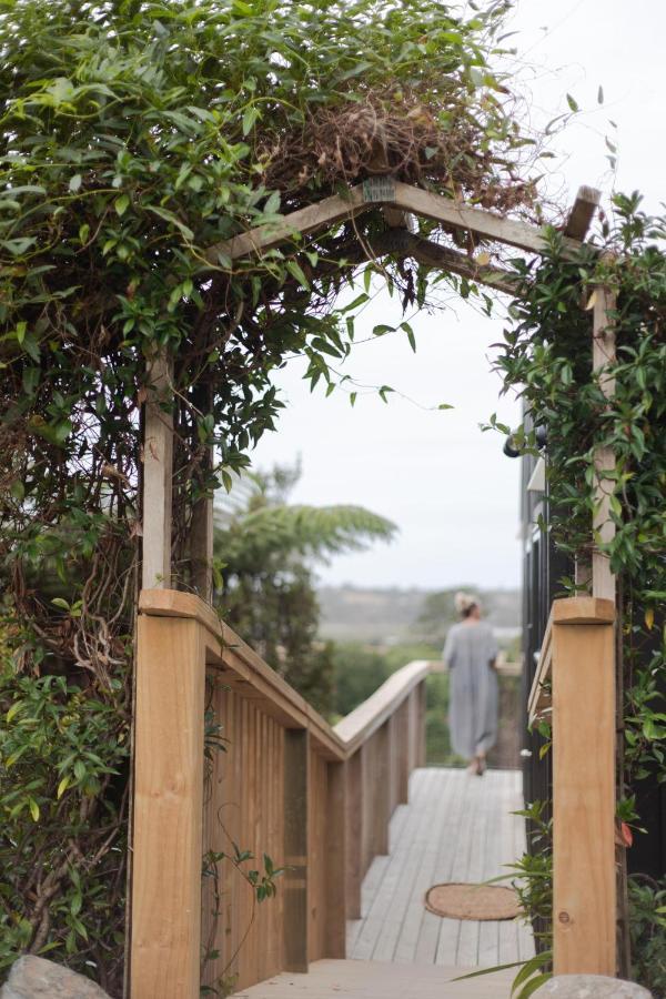 Tui & Nikau Cabins Mangawhai Exterior photo