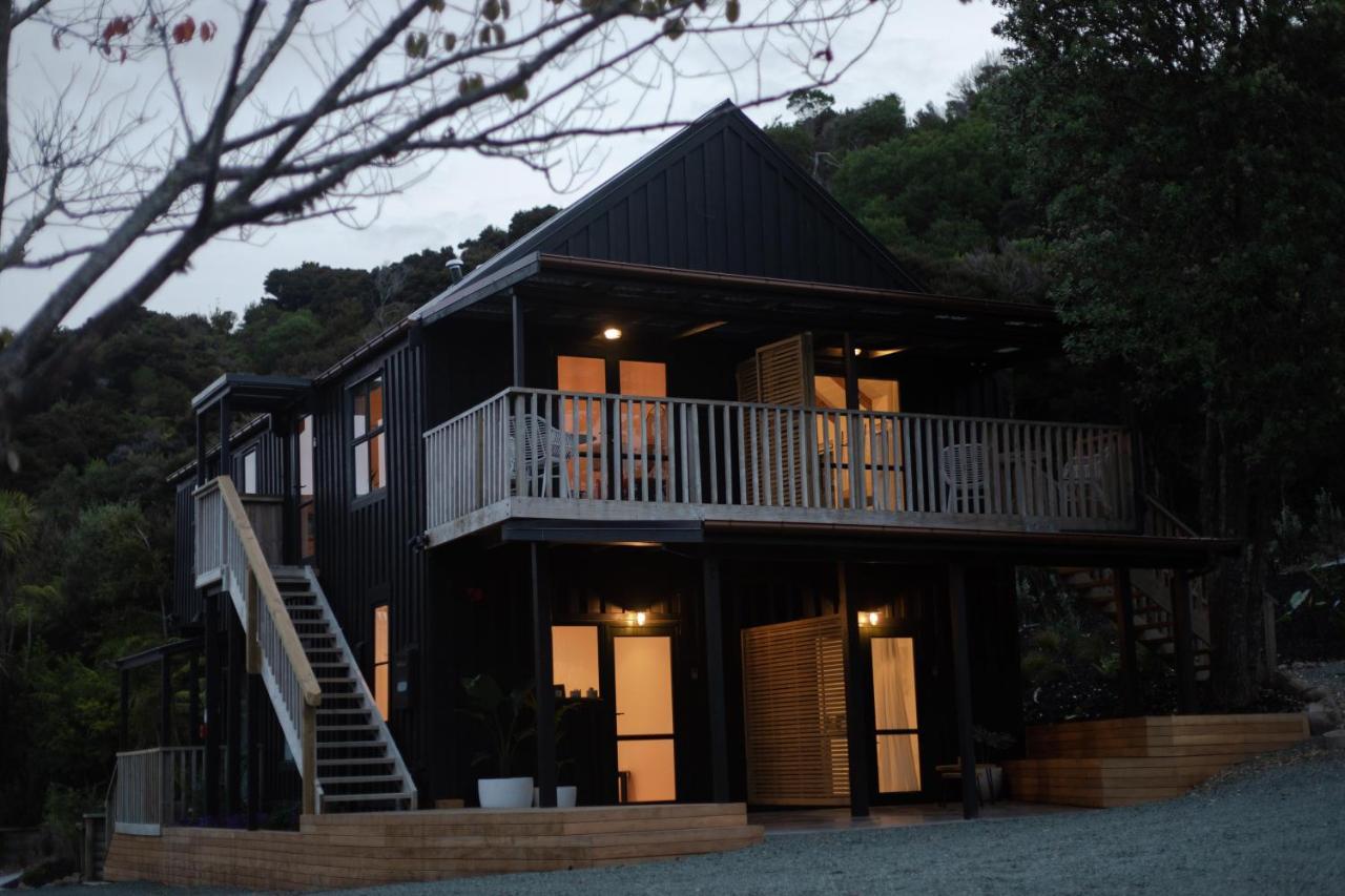 Tui & Nikau Cabins Mangawhai Exterior photo