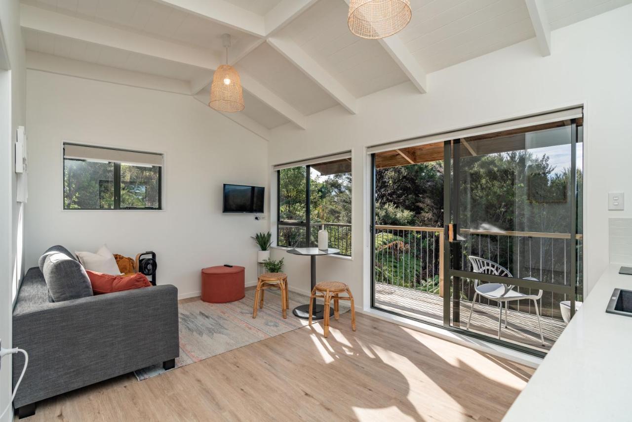 Tui & Nikau Cabins Mangawhai Exterior photo